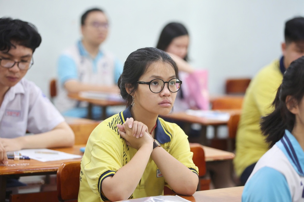 Lý do lấy ý kiến bỏ xét tuyển học bạ, khống chế nguyện vọng tuyển sinh - 2 Lý do lấy ý kiến bỏ xét tuyển học bạ, khống chế nguyện vọng tuyển sinh - 2
