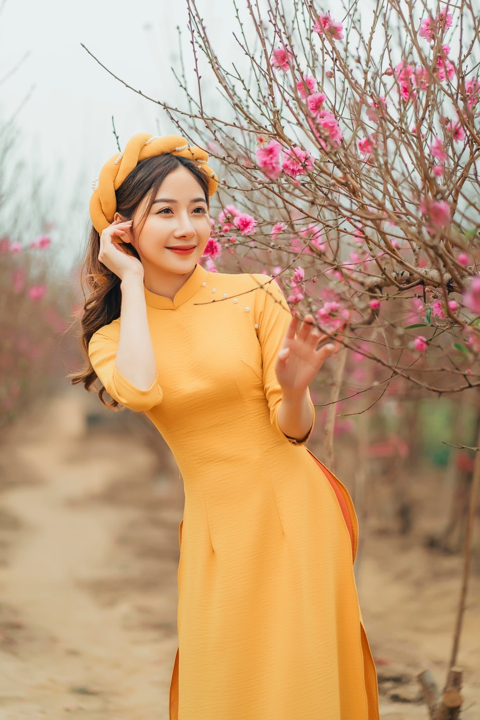 Nữ sinh Báo chí xúng xính áo dài đón Xuân sang - 8 Nữ sinh Báo chí xúng xính áo dài đón Xuân sang - 8