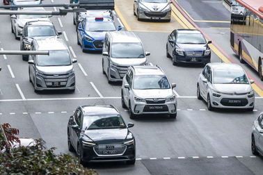 Sở hữu ô tô: Giấc mơ xa xỉ ở Singapore