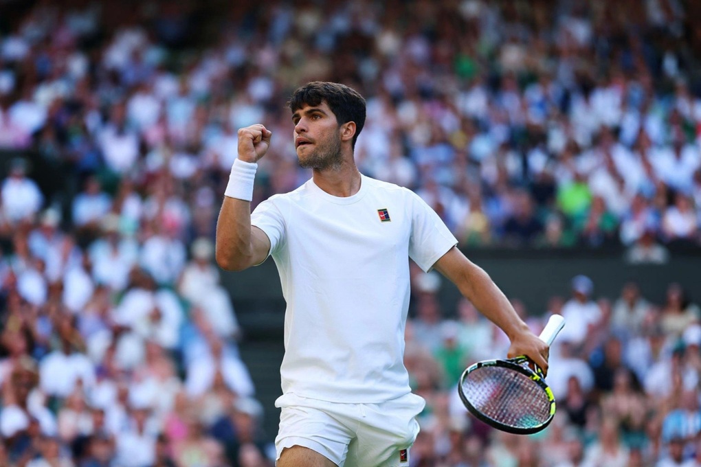 Alcaraz vững vàng tiến bước tại Wimbledon - 1 Alcaraz vững vàng tiến bước tại Wimbledon - 1