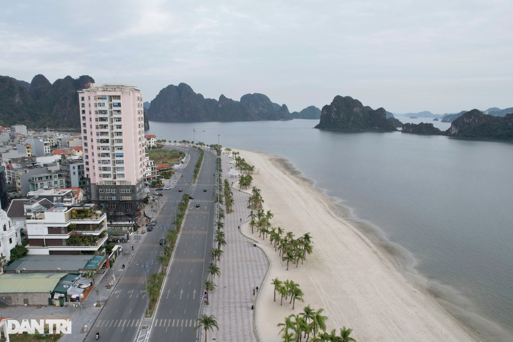 Quảng Ninh tạm dừng tuyển dụng công chức cấp xã - 1 Quảng Ninh tạm dừng tuyển dụng công chức cấp xã - 1