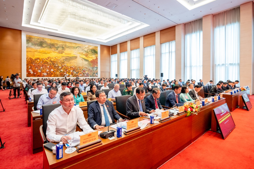 Nhà dân 30m2 thu thuế hằng năm, dự án nghìn ha bỏ hoang không thu được thuế - 2 Nhà dân 30m2 thu thuế hằng năm, dự án nghìn ha bỏ hoang không thu được thuế - 2