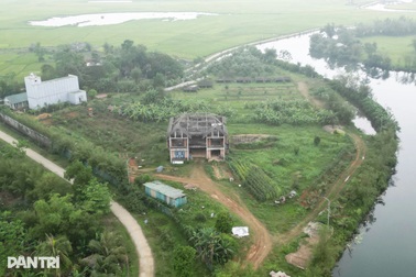 Bốn năm chưa thanh lý xong công trình “mọc” trên đất do nhà nước quản lý