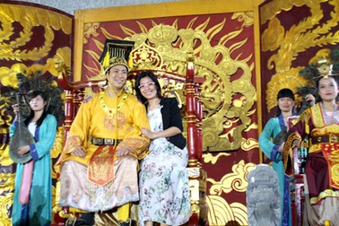 Vì sao giới làm phim quay lưng với trường quay?