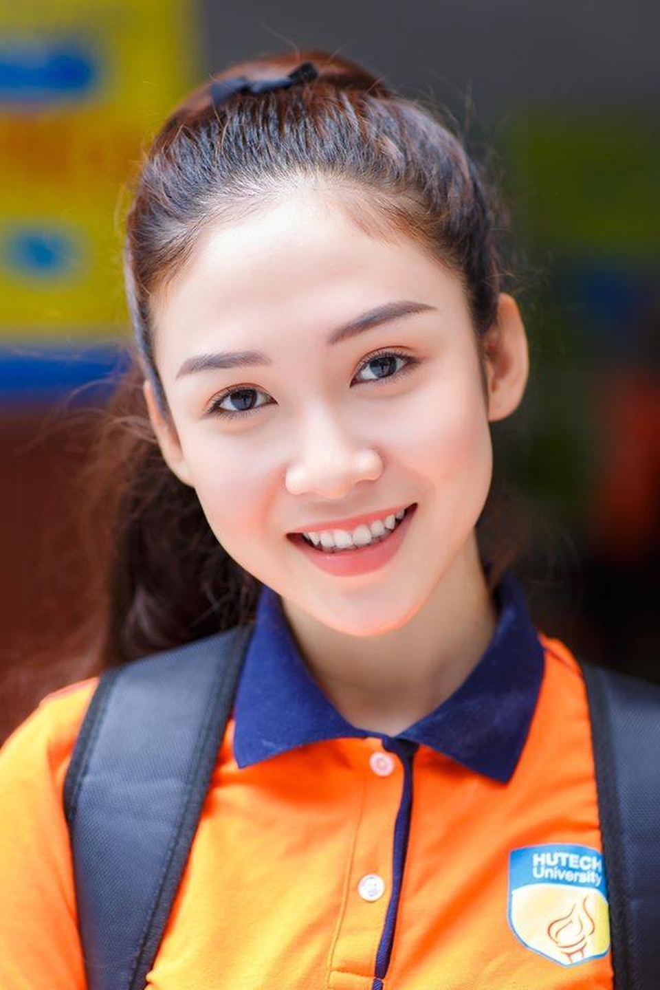 Nữ sinh 18 tuổi xinh đẹp là hoa khôi, MC đài truyền hình quốc gia - 1 Nữ sinh 18 tuổi xinh đẹp là hoa khôi, MC đài truyền hình quốc gia - 1