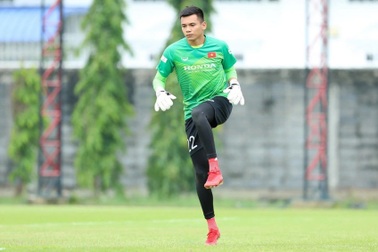 Đội tuyển Việt Nam vào Vũng Tàu, HLV Park Hang Seo bổ sung gấp thủ môn