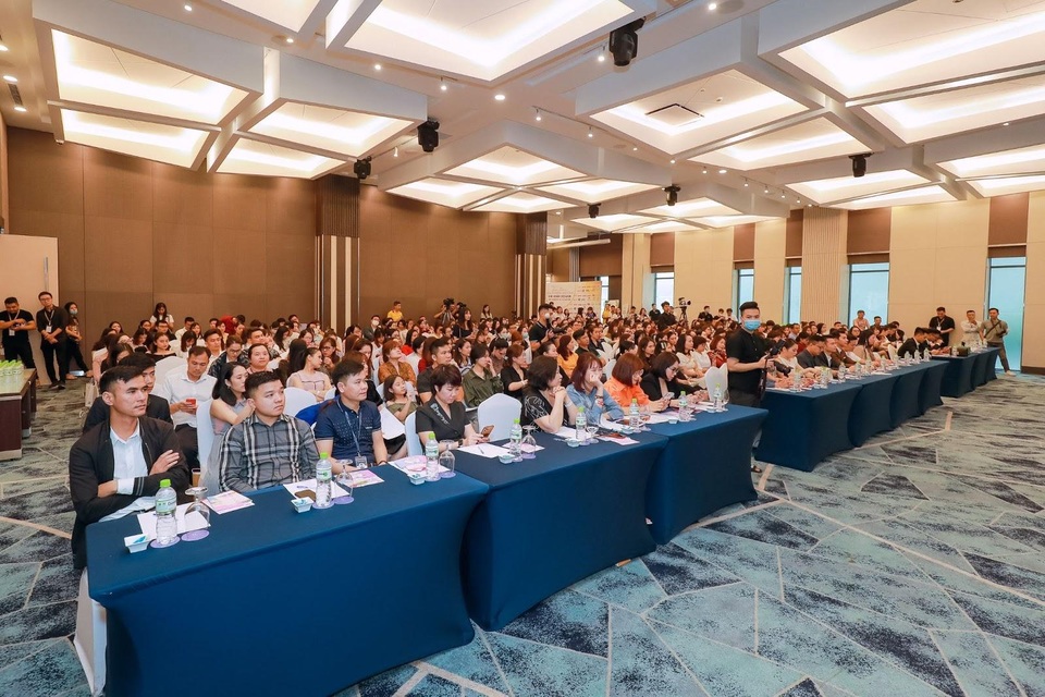 SSS Momcare tổ chức tọa đàm cùng 40 nhãn hàng mẹ và bé - 3 SSS Momcare tổ chức tọa đàm cùng 40 nhãn hàng mẹ và bé - 3