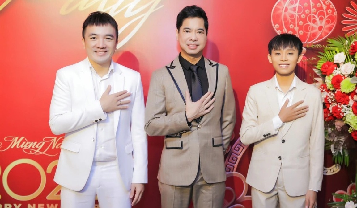 Hồ Văn Cường lần đầu được đón Tết ở quê nhà sau nhiều năm - 1 Hồ Văn Cường lần đầu được đón Tết ở quê nhà sau nhiều năm - 1