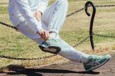 Mẫu giày sneakers sành điệu dành cho giới trẻ vào mùa hè