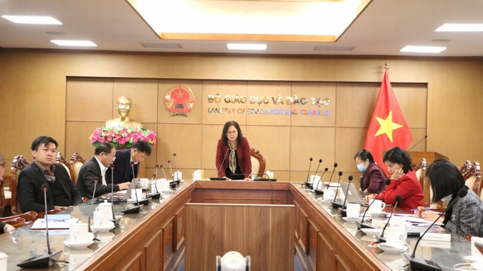 TS. Ngô Thị Minh - Thứ trưởng Bộ Giáo dục và Đào tạo phát biểu tại hội nghị trực tuyến về công tác thi đua năm học 2021-2022 Cụm 1. Ảnh: Đình Tuệ.