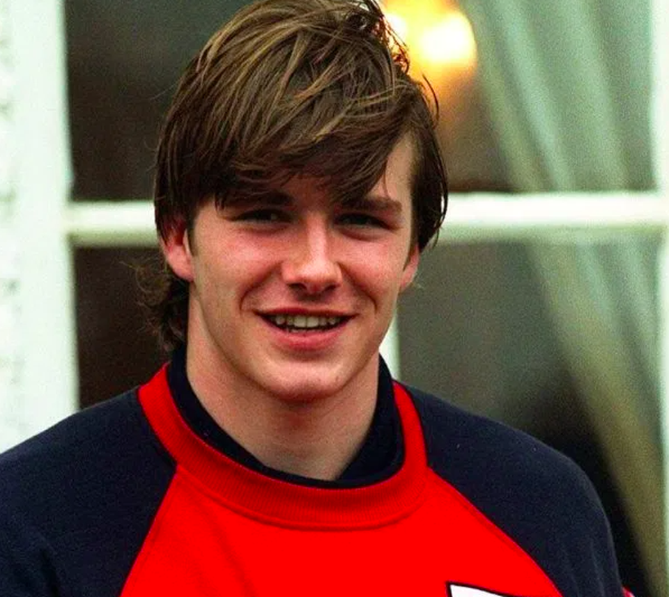 David Beckham đối mặt với chứng rụng tóc và tuổi tác - 6 David Beckham đối mặt với chứng rụng tóc và tuổi tác - 6