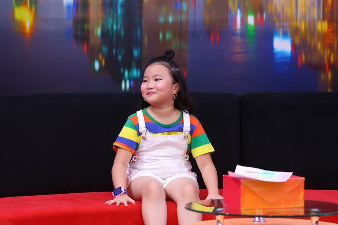 Khi cha mẹ hạnh phúc con vẽ trái tim nguyên vẹn, hai người cãi nhau con vẽ tim rạn nứt và dán lên tường - Ảnh 1. Khi cha mẹ hạnh phúc con vẽ trái tim nguyên vẹn, hai người cãi nhau con vẽ tim rạn nứt và dán lên tường - Ảnh 1.