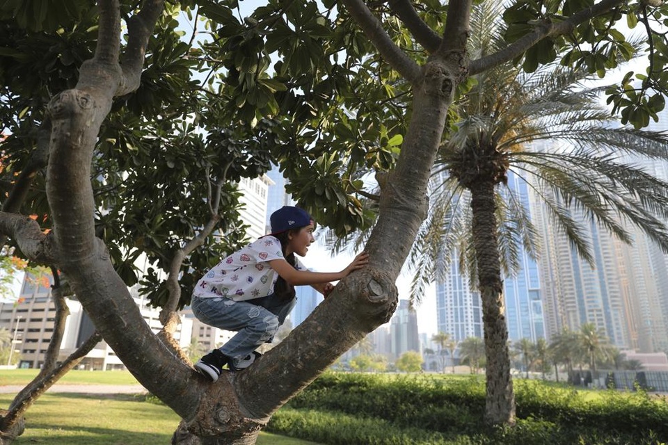 Bé gái 9 tuổi trở thành DJ trẻ nhất Dubai - 6 Bé gái 9 tuổi trở thành DJ trẻ nhất Dubai - 6