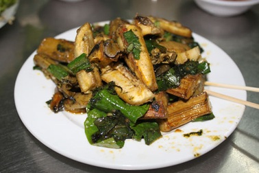 Ốc bươu xào chuối 