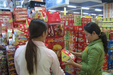 Hàng nội “trội” hơn hàng ngoại