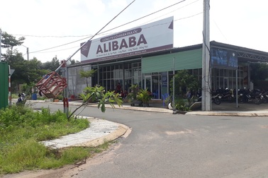 Alibaba lợi dụng chính sách hiến đất làm đường để “vẽ” dự án?