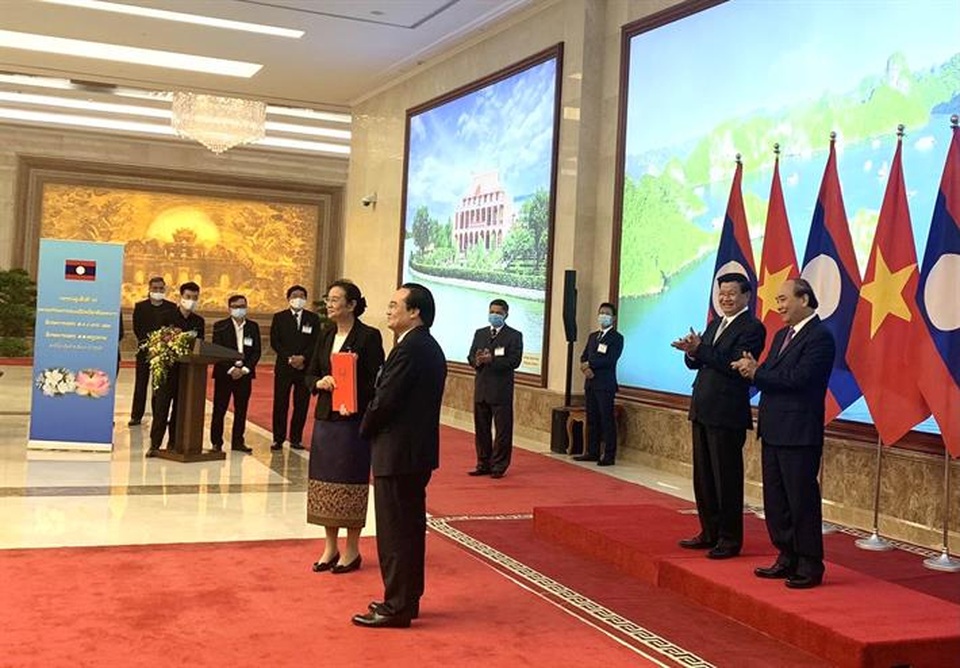 Việt Nam - Lào ký kết tăng cường hợp tác về giáo dục và đào tạo - 1 Việt Nam - Lào ký kết tăng cường hợp tác về giáo dục và đào tạo - 1