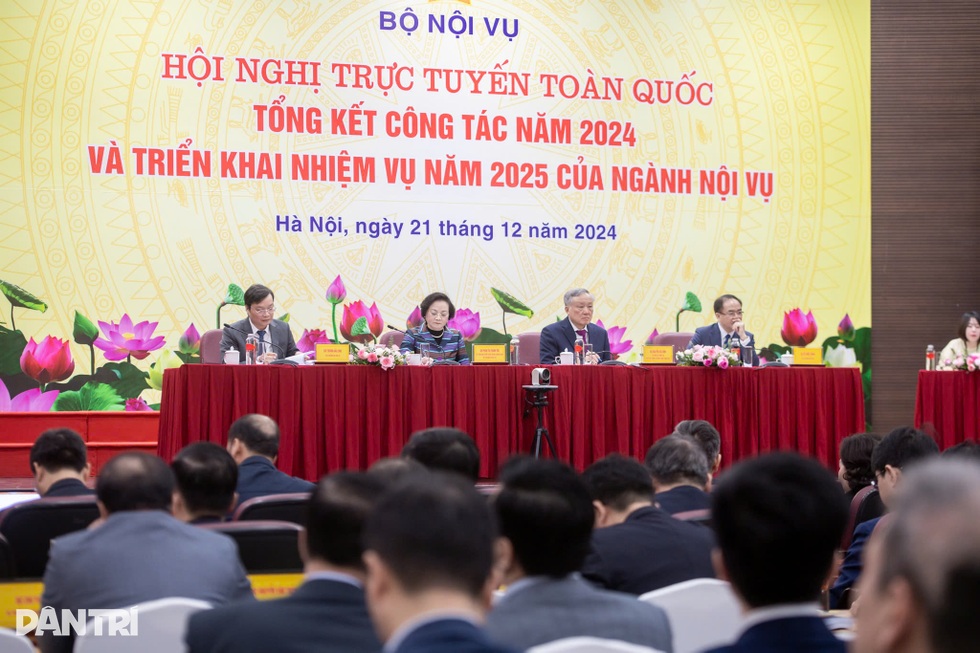 Phó Thủ tướng yêu cầu loại bỏ người lười biếng, thu hút người tài - 2 Phó Thủ tướng yêu cầu loại bỏ người lười biếng, thu hút người tài - 2