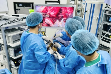 Nuốt nghẹn kéo dài, người đàn ông phát hiện ung thư thực quản