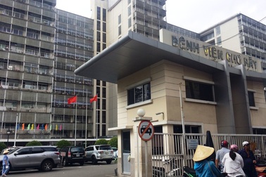 Vụ đánh ghen náo loạn bệnh viện Chợ Rẫy: Nạn nhân là nữ điều dưỡng