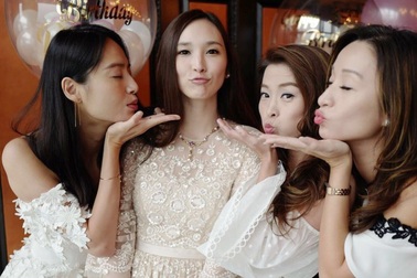 Ngô Bội Từ: Sinh 3 con cho đại gia vẫn chưa được mặc váy cưới