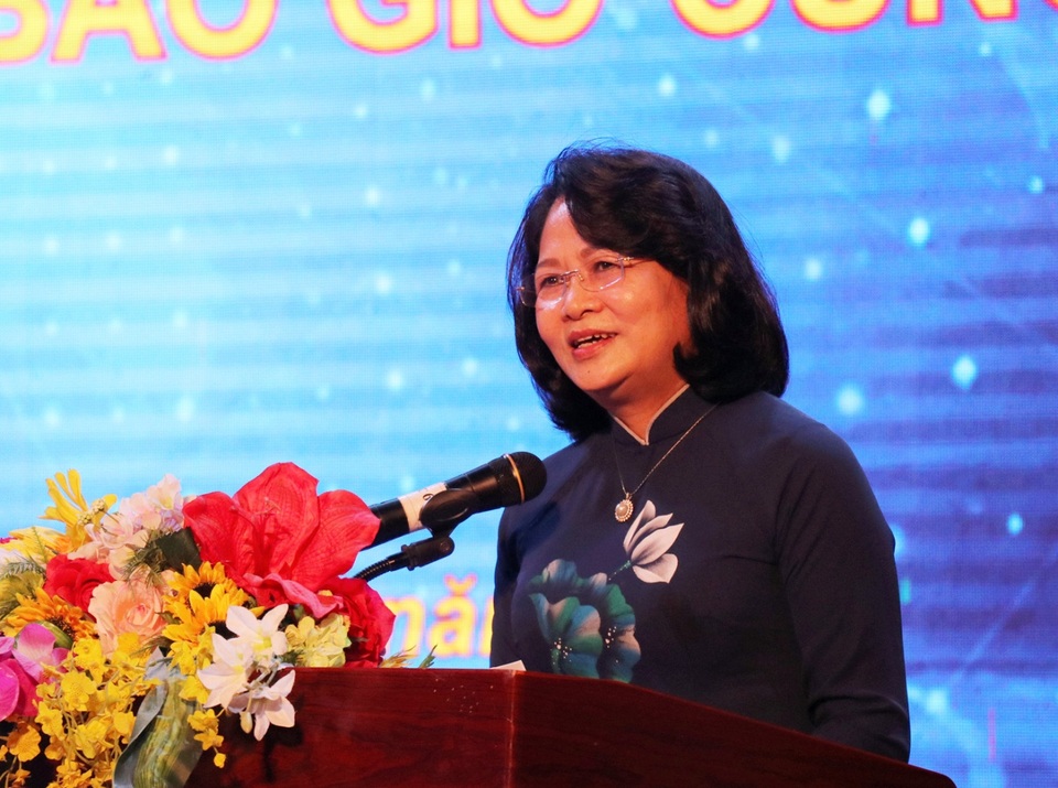 Trao học bổng “Học không bao giờ cùng” đến 144 cá nhân tiêu biểu phía Bắc - 1 Trao học bổng “Học không bao giờ cùng” đến 144 cá nhân tiêu biểu phía Bắc - 1