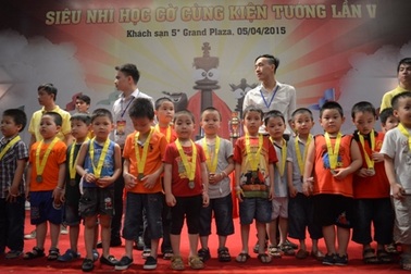 Hơn 1000 kỳ thủ “nhí” tranh cúp “Siêu nhí Học Cờ Cùng Kiện Tướng”