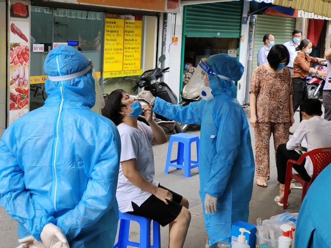 Công điện của Chủ tịch UBND thành phố Hà Nội về tăng cường triển khai các biện pháp phòng, chống dịch COVID-19 - Ảnh 1.