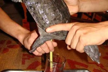 Liệt dương vì thường xuyên “yêu” sau khi uống rượu