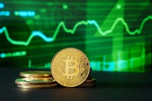 Bitcoin tăng vượt đỉnh sau đó nhanh chóng hụt hơi