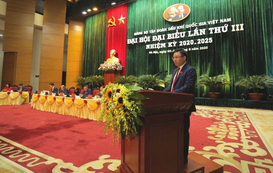 Đại hội đại biểu Đảng bộ Tập đoàn Dầu khí Quốc gia Việt Nam lần thứ III, nhiệm kỳ 2020 - 2025 thành công tốt đẹp - 4 Đại hội đại biểu Đảng bộ Tập đoàn Dầu khí Quốc gia Việt Nam lần thứ III, nhiệm kỳ 2020 - 2025 thành công tốt đẹp - 4