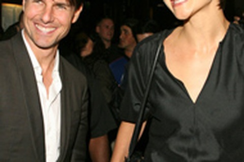 Tom Cruise: “Tôi quá tự hào về vợ mình”