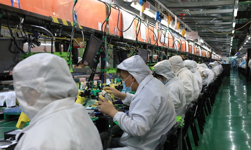 Nơi sản xuất một nửa iPhone của thế giới khát lao động, tăng lương kỷ lục - 1 Nơi sản xuất một nửa iPhone của thế giới khát lao động, tăng lương kỷ lục - 1