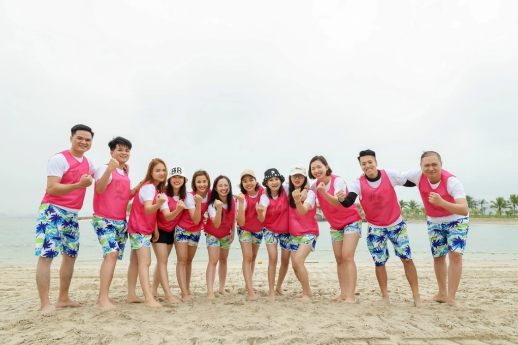 Dân văn phòng sợ hãi du lịch team building chữa rách vết thương lành - 1