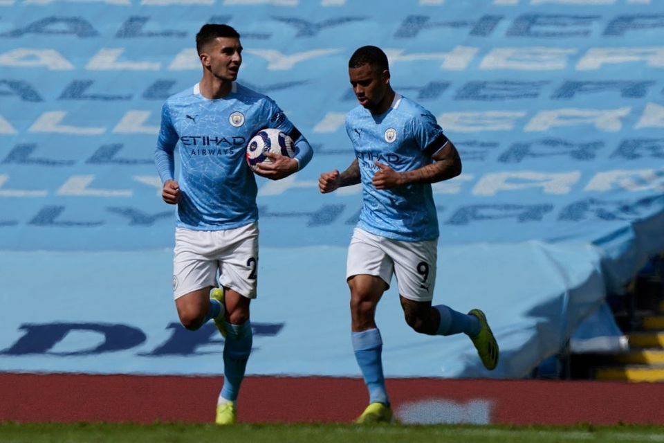 Man City 1-2 Leeds: Đòn knock-out bất ngờ ở phút 90 - 5 Man City 1-2 Leeds: Đòn knock-out bất ngờ ở phút 90 - 5