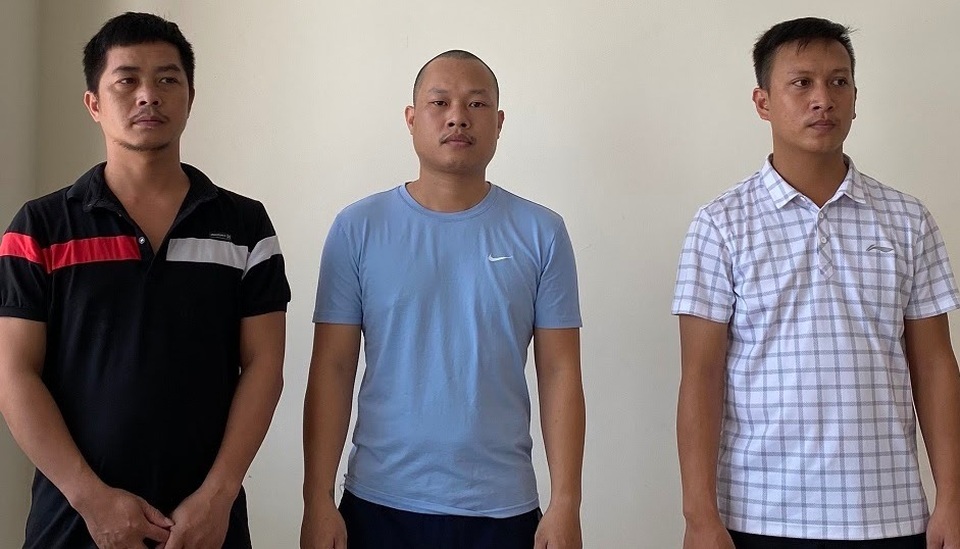 Phá chuyên án sản xuất thuốc ho Pharcoter giả - 4 Phá chuyên án sản xuất thuốc ho Pharcoter giả - 4