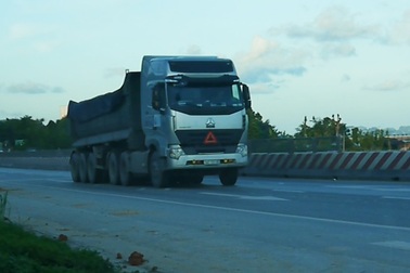 “Binh đoàn” xe cơi nới tự cắt thùng cùng thời điểm có “lệnh” kiểm tra