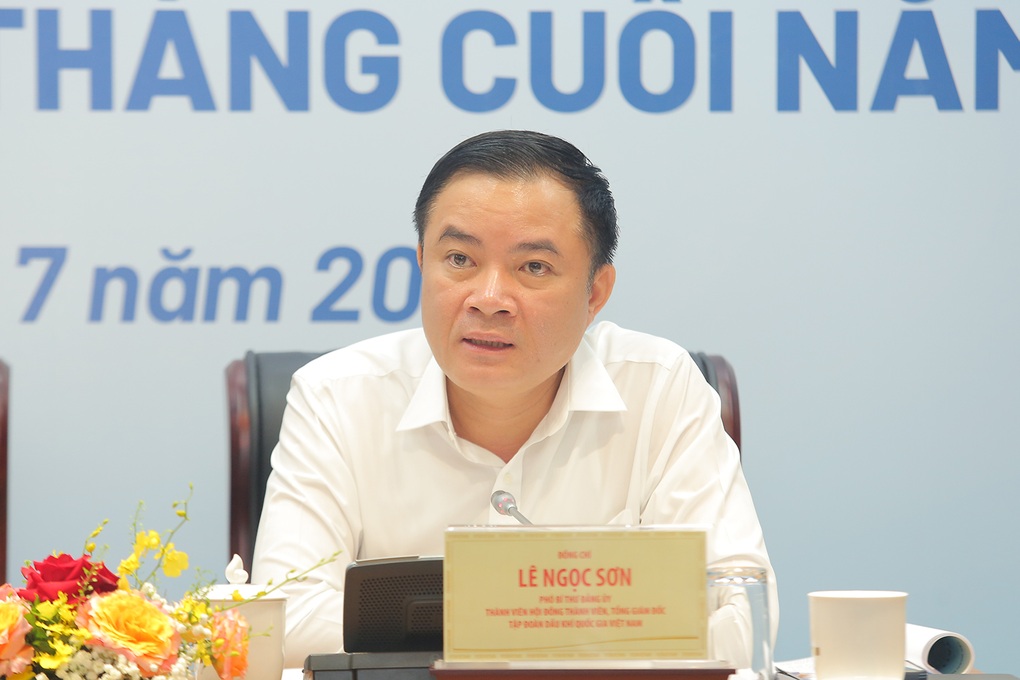 Petrovietnam hoàn thành vượt mức kế hoạch sản xuất kinh doanh 6 tháng đầu năm - 3 Petrovietnam hoàn thành vượt mức kế hoạch sản xuất kinh doanh 6 tháng đầu năm - 3