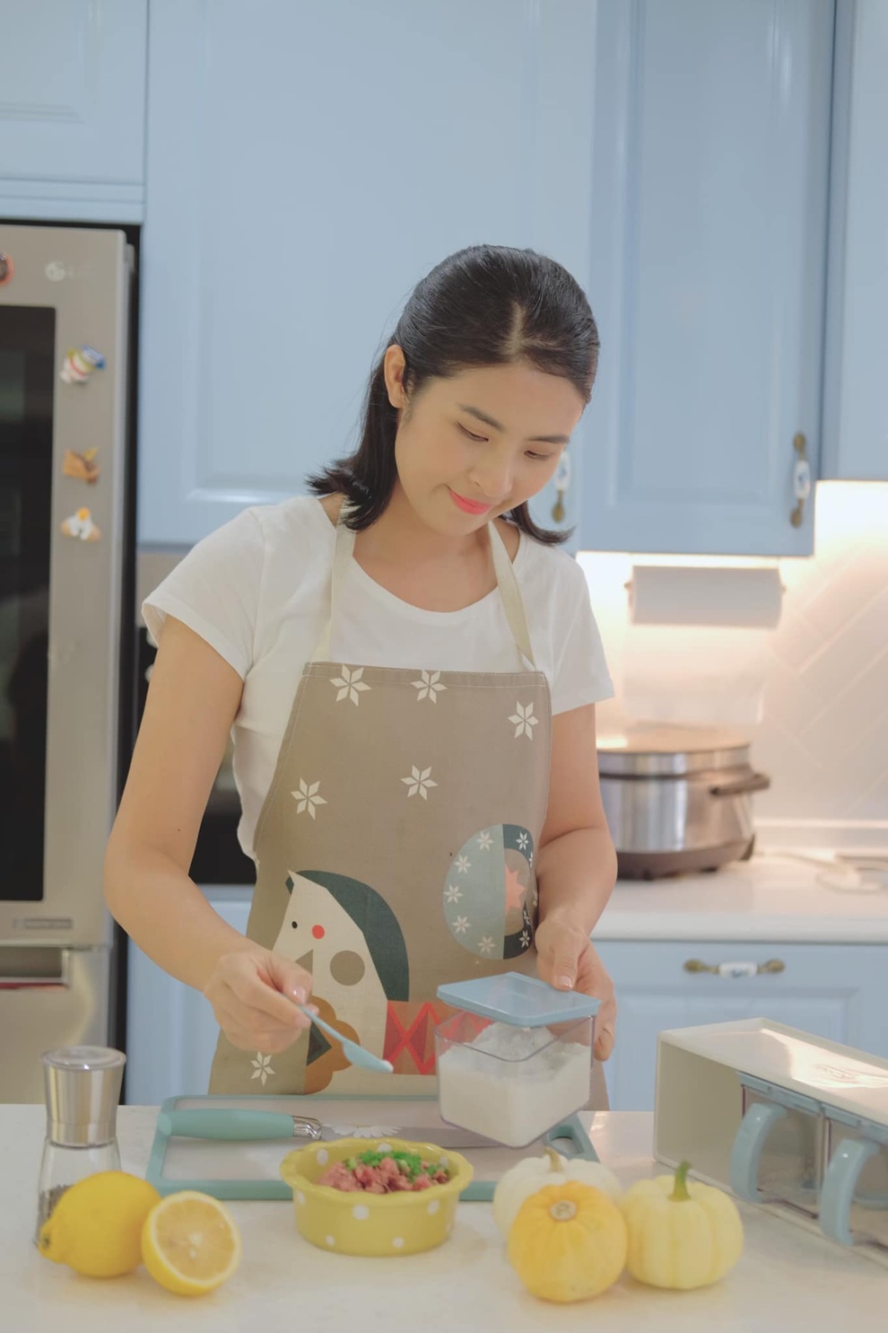 Hoa hậu Ngọc Hân: Tôi ngưỡng mộ lối sống của hoa hậu Thu Thủy - 5 Hoa hậu Ngọc Hân: Tôi ngưỡng mộ lối sống của hoa hậu Thu Thủy - 5