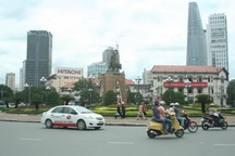 Giá thuê văn phòng ở Hà Nội và TPHCM rớt hạng nhưng vẫn cao chót vót