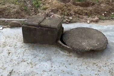 Thê thảm trạm y tế xã phục vụ cho gần 8000 dân