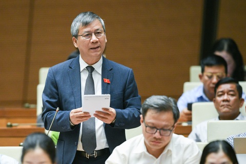 Giàu lên rất nhanh nhờ đất, nhiều vụ tham ô lớn cũng liên quan đến đất