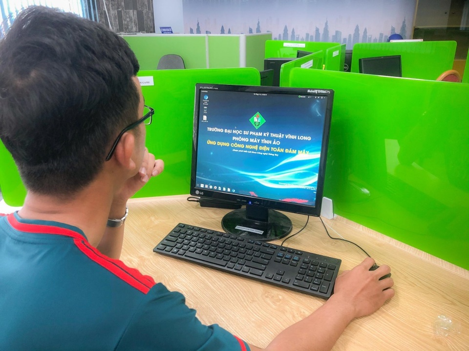 Trường Đại học Sư phạm Kỹ thuật Vĩnh Long ứng dụng điện toán đám mây trong quản lý và đào tạo - 3 Trường Đại học Sư phạm Kỹ thuật Vĩnh Long ứng dụng điện toán đám mây trong quản lý và đào tạo - 3