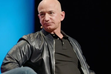 CEO Amazon tiết lộ bí quyết trở thành tỷ phú giàu nhất thế giới