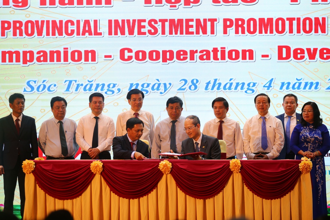 Thủ tướng kêu gọi đầu tư thật vào Sóc Trăng bằng cái tâm, cái tình - 3 Thủ tướng kêu gọi đầu tư thật vào Sóc Trăng bằng cái tâm, cái tình - 3