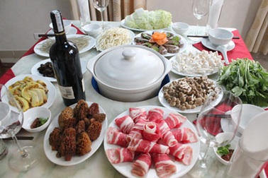 Lẩu nấm Gia Khánh: Hành trình tới tinh hoa trong văn hóa ẩm thực!