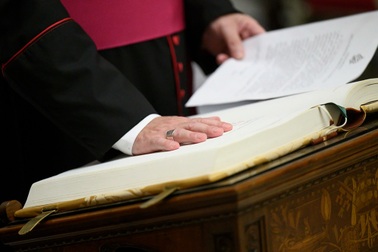 Quy tắc bí mật tuyệt đối của mật nghị bầu Giáo hoàng