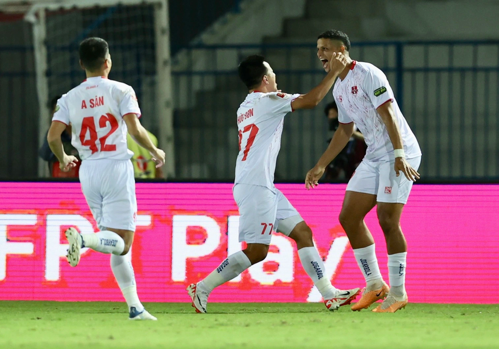 Hải Phòng và HA Gia Lai chia điểm kịch tính ở trận mở màn V-League 2023-24 - 3 Hải Phòng và HA Gia Lai chia điểm kịch tính ở trận mở màn V-League 2023-24 - 3