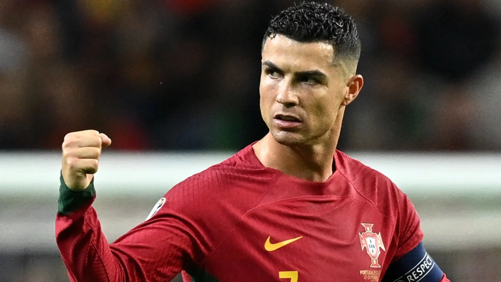 HLV Mourinho nói thẳng về C.Ronaldo ở Euro 2024 - 1 HLV Mourinho nói thẳng về C.Ronaldo ở Euro 2024 - 1