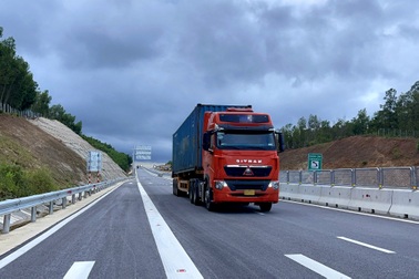 Tài xế bị xử phạt vì lái xe liên tục hơn 4 giờ